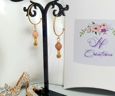 🌞 Ravissantes créoles ouvertes dorées et perles de Soleil 🌞 Création artisanale. Modèle unique.